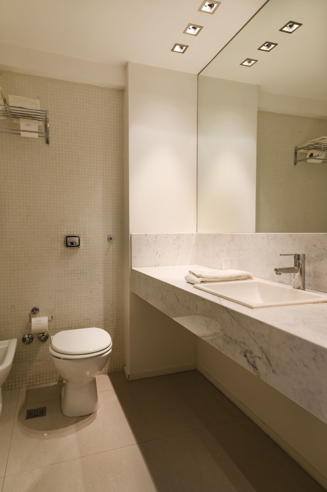 Libertad Hotel Buenos Aires 69/70