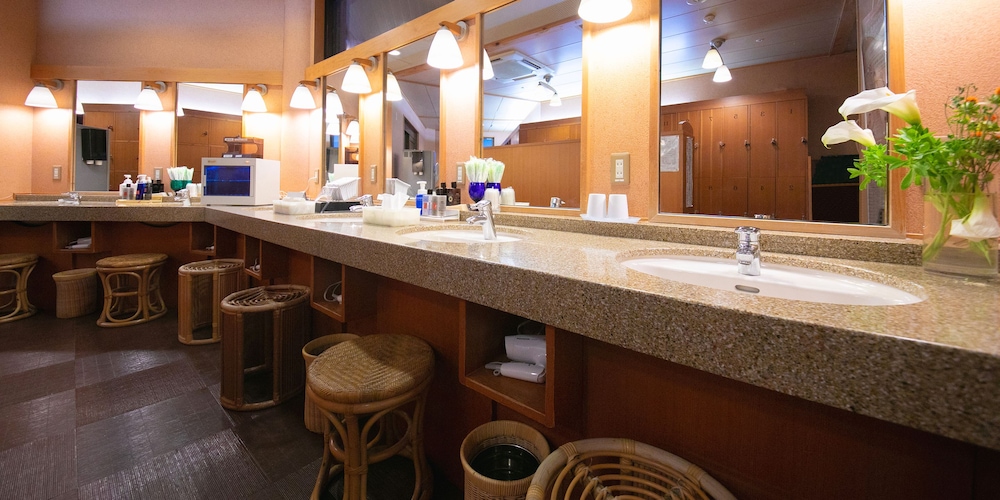 Iwakuni Kokusai Kanko Hotel 62/73