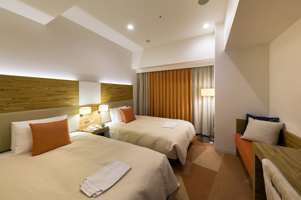 Sotetsu Fresa Inn Nagano-Zenkojiguchi (ex. Sunroute Nagano Hotel) 33/65