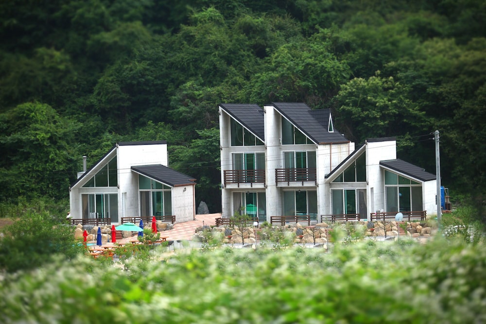Yeongwol Moon In Cloud Pension 4/50