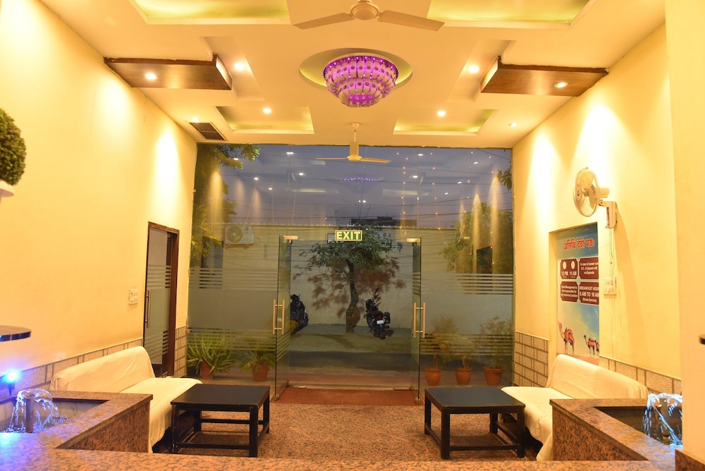 Hotel C 9 27/50