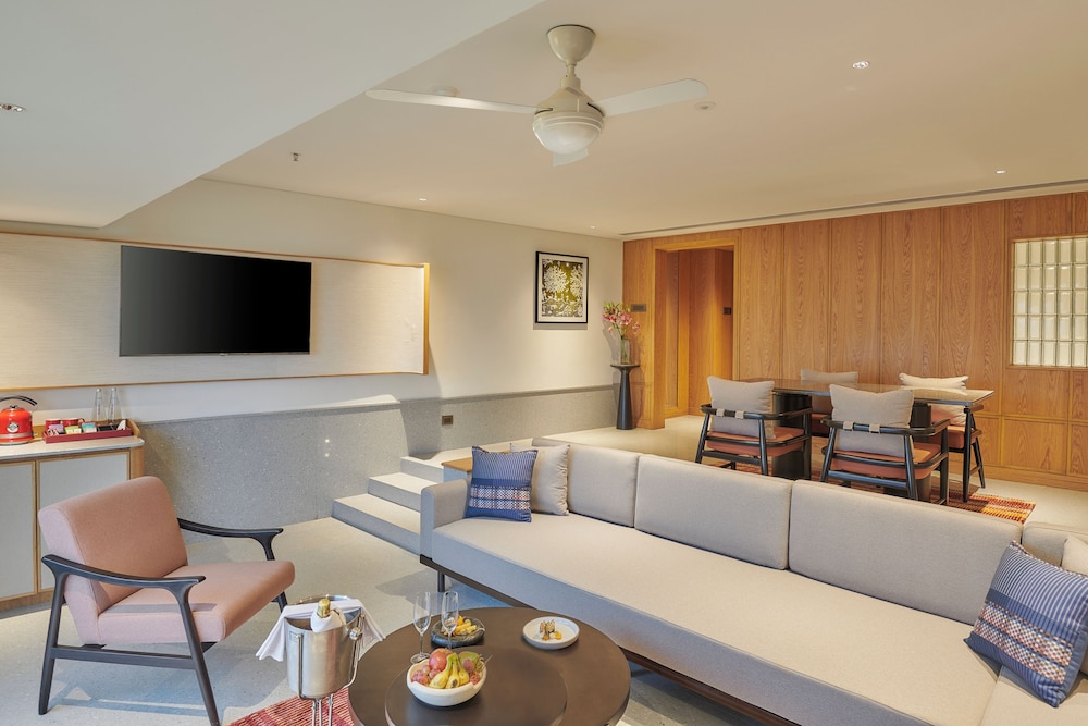 Athiva Resort & Spa Khandala 40/48
