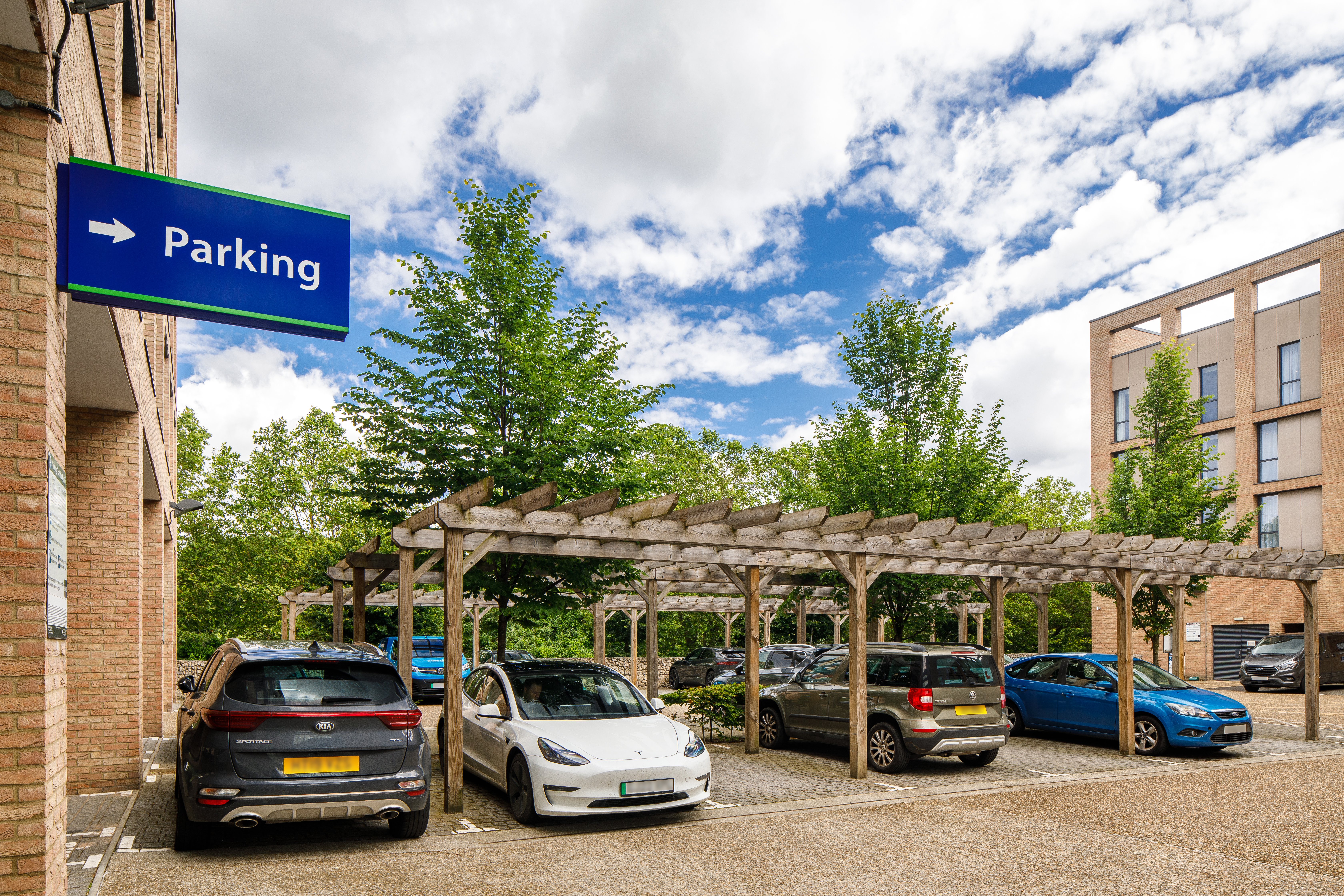 Holiday Inn Express London - Excel 56/64