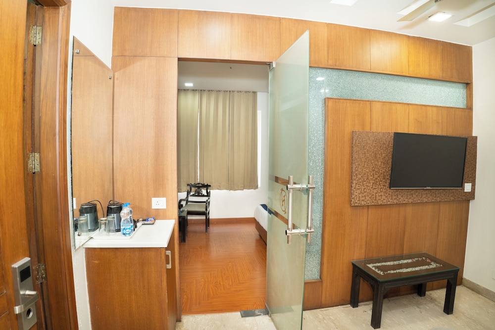 HOTEL GRAND HRIDEY 35/50
