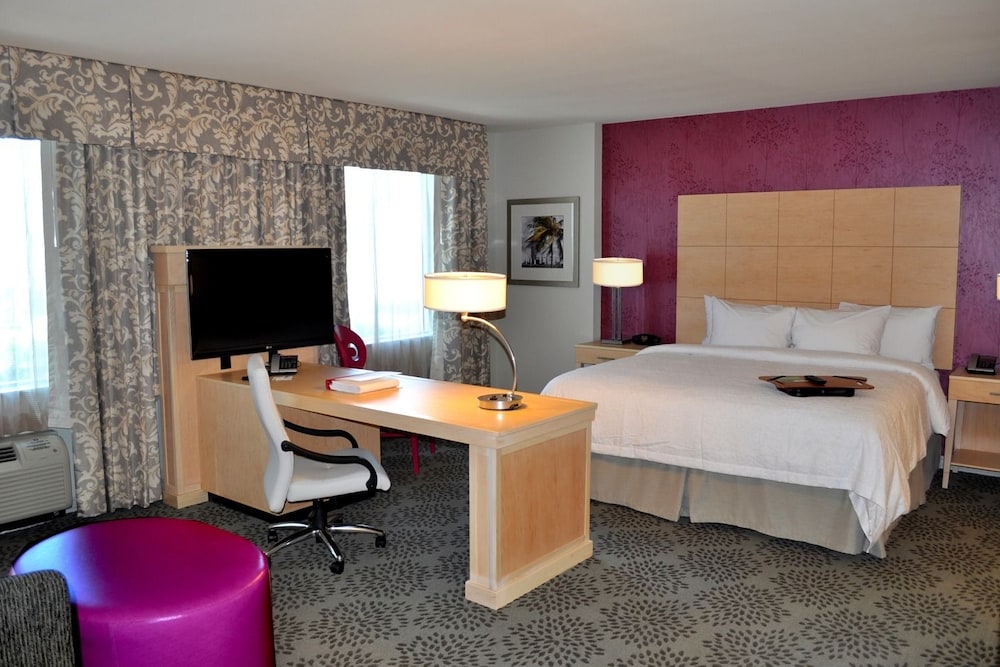 Hampton Inn Suites By Hilton Miami Brickell Downtown 26/65