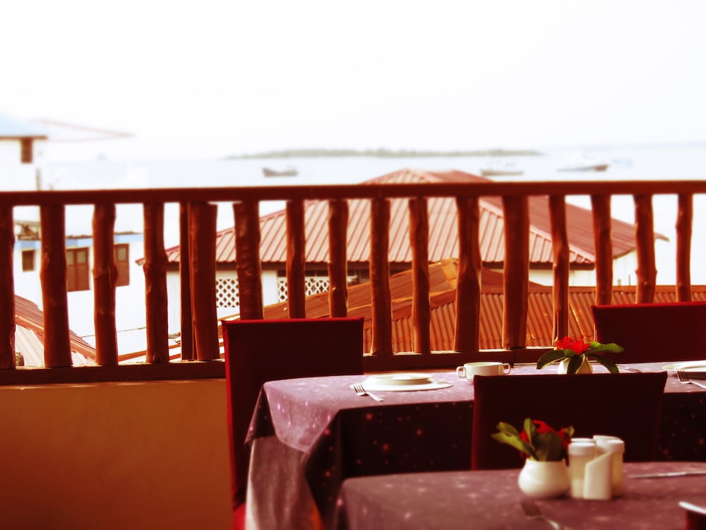 Rumaisa Hotel 31/33