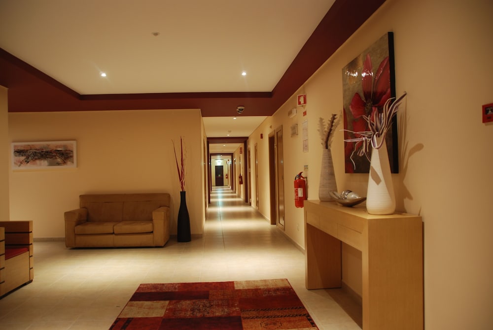Alba Hotel 9/50