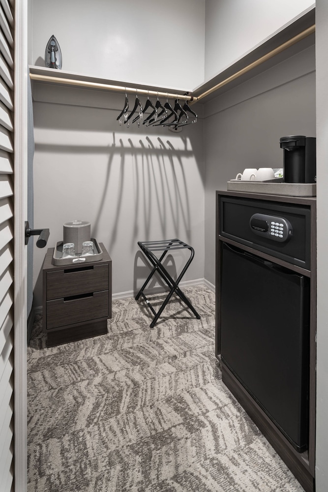 Courtyard by Marriott San Francisco Downtown/Van Ness Ave 32/43