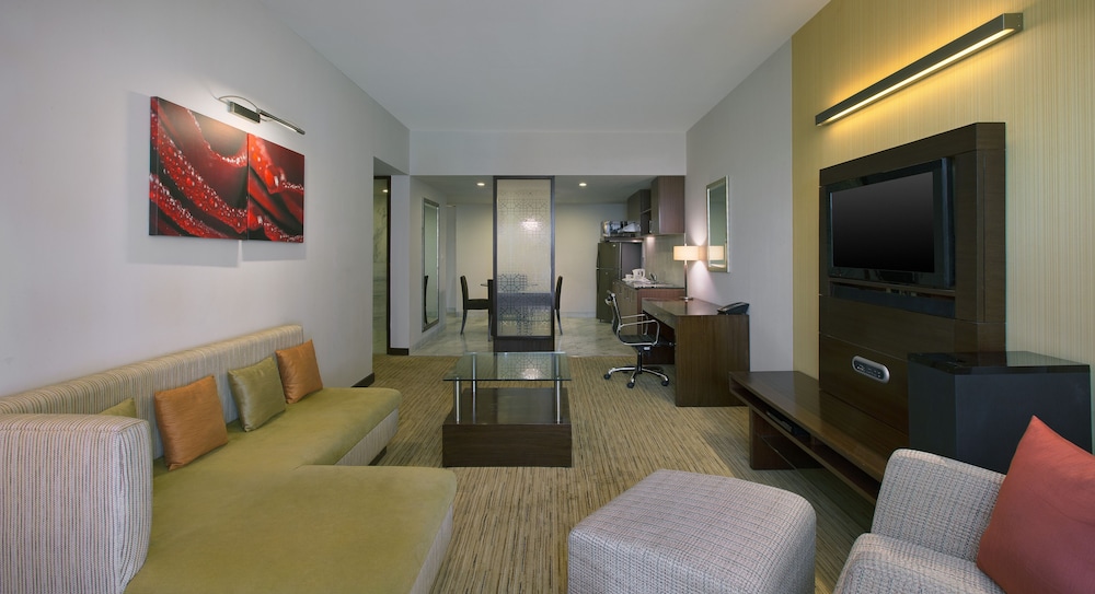 Four Points by Sheraton Hotel and Serviced Apartments Pune 27/47