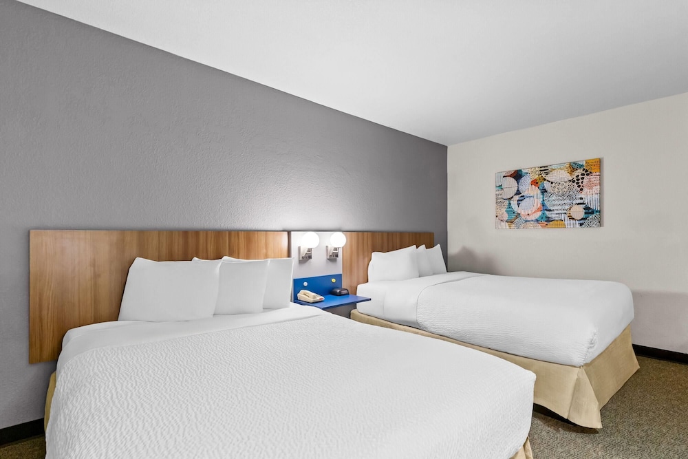 غرفة بسريرين كوين