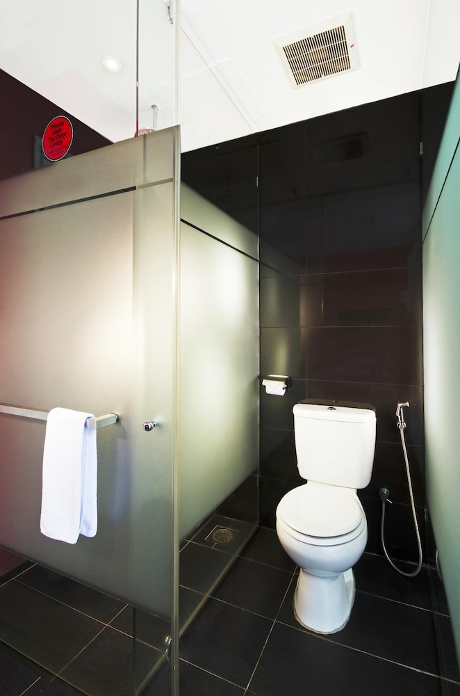 Zoom Inn Boutique Hotel 57/62