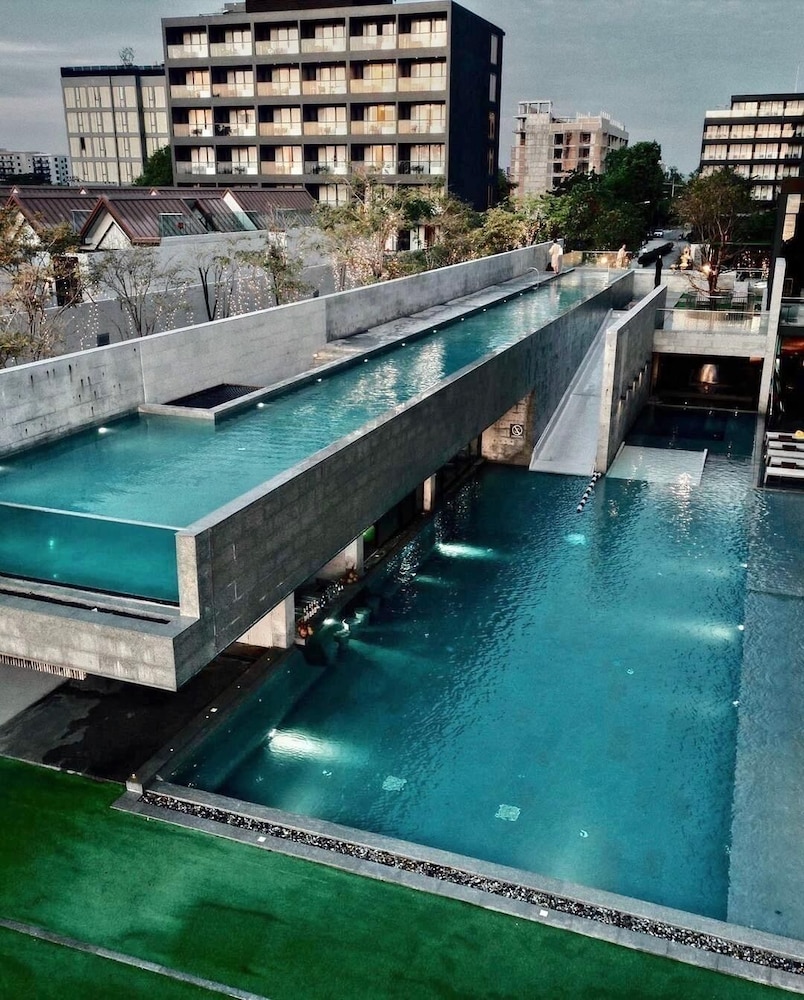 Ana Anan Resort and Villas Pattaya 70/73