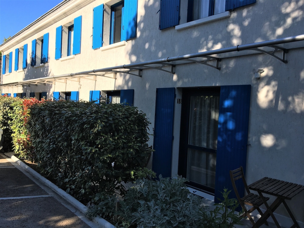 Le Castel Fleuri Hotel 5/61