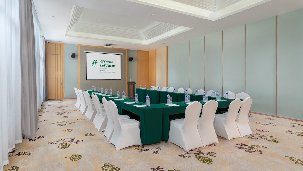 Holiday Inn Dujiangyan Ancient Town 34/50