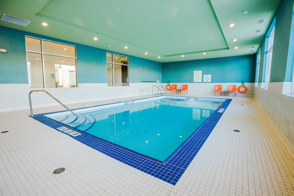 swimming pool spa