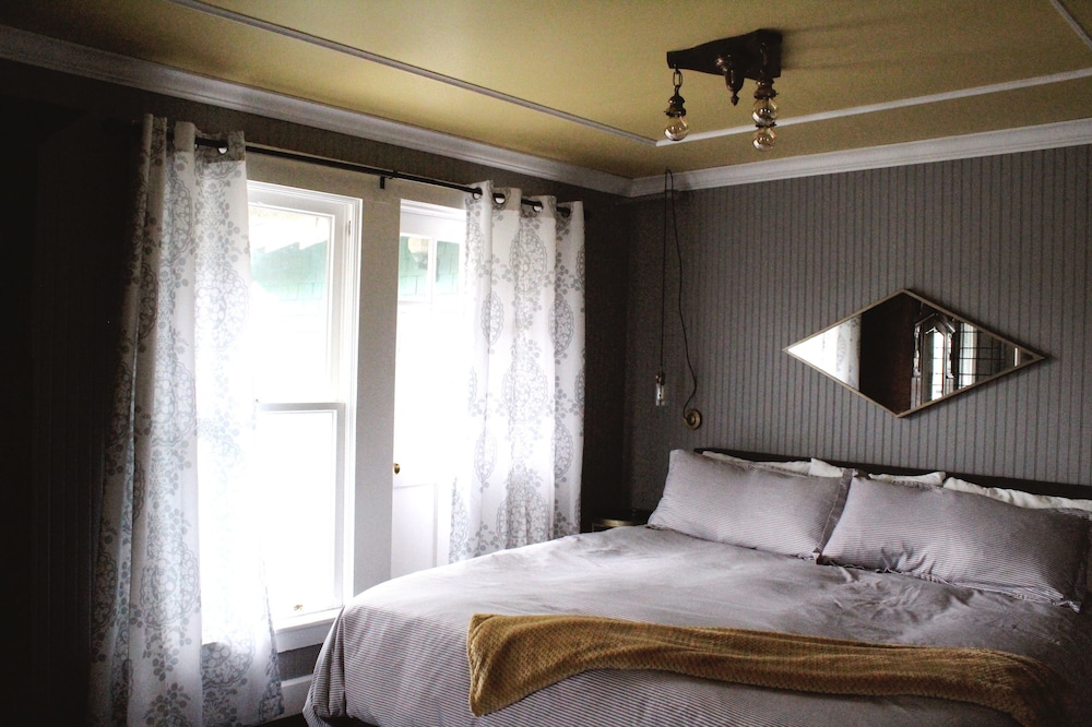 Shelburne Inn 14/41