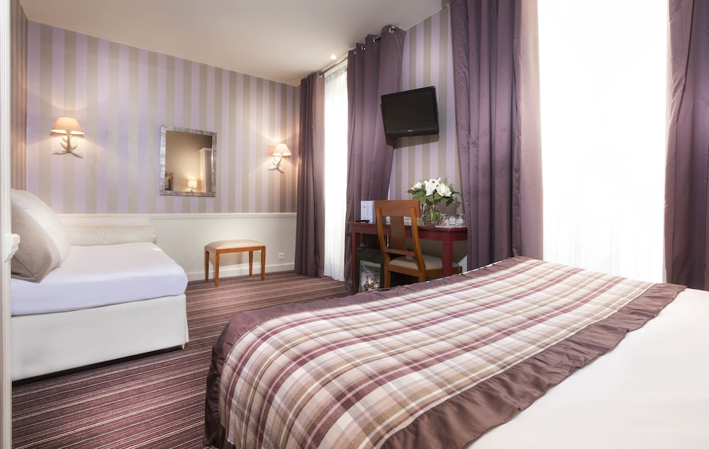 ROOM, TRIPLE