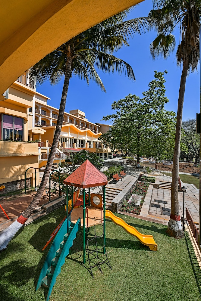 Fariyas Resort Lonavla 69/77