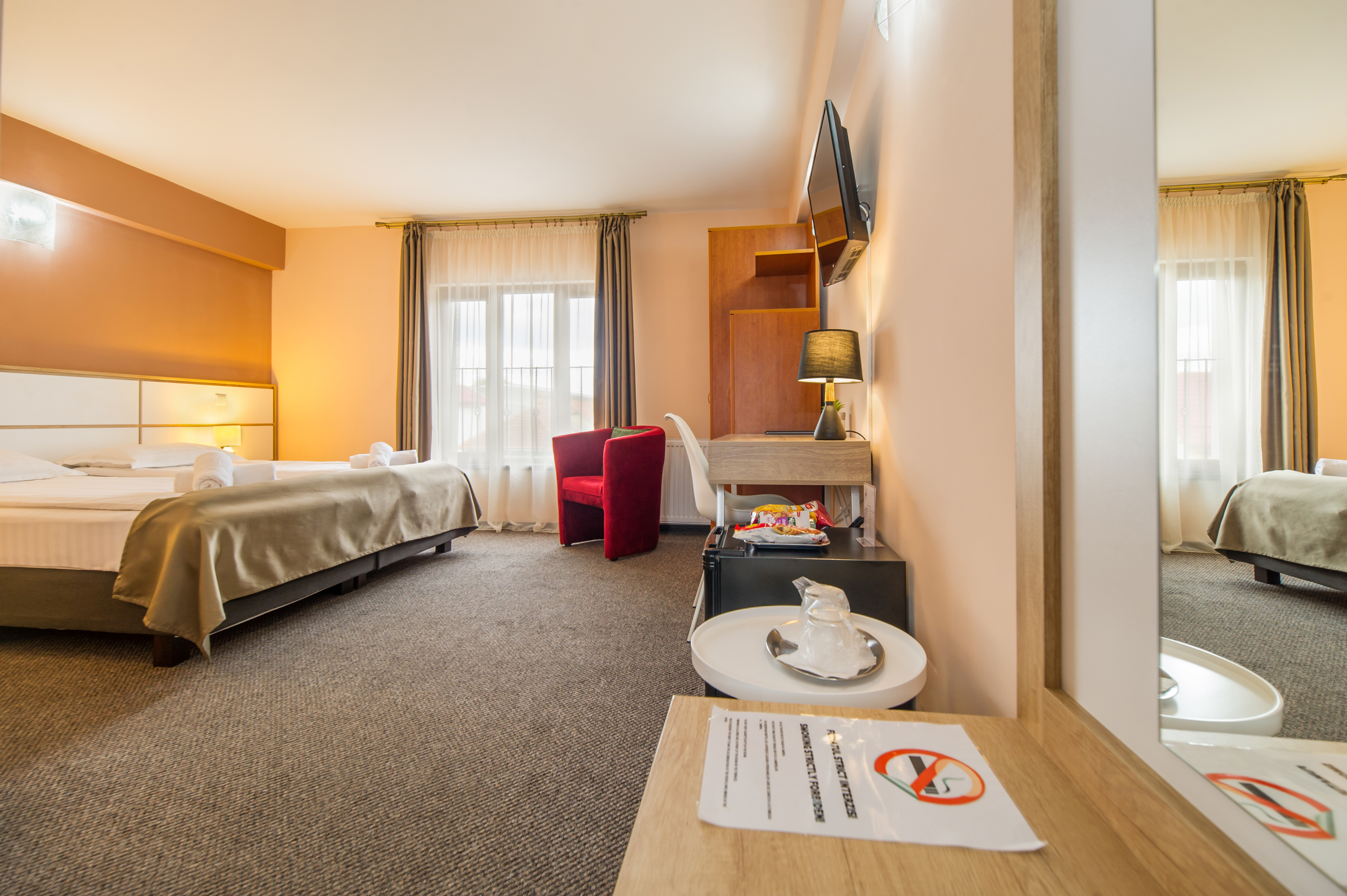 Long Street Hotel 24/50