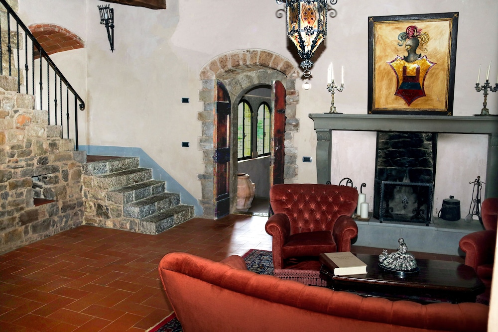 Castello di Tornano 35/48