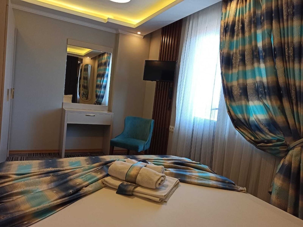 ALYA SUITE HOTEL 35/49