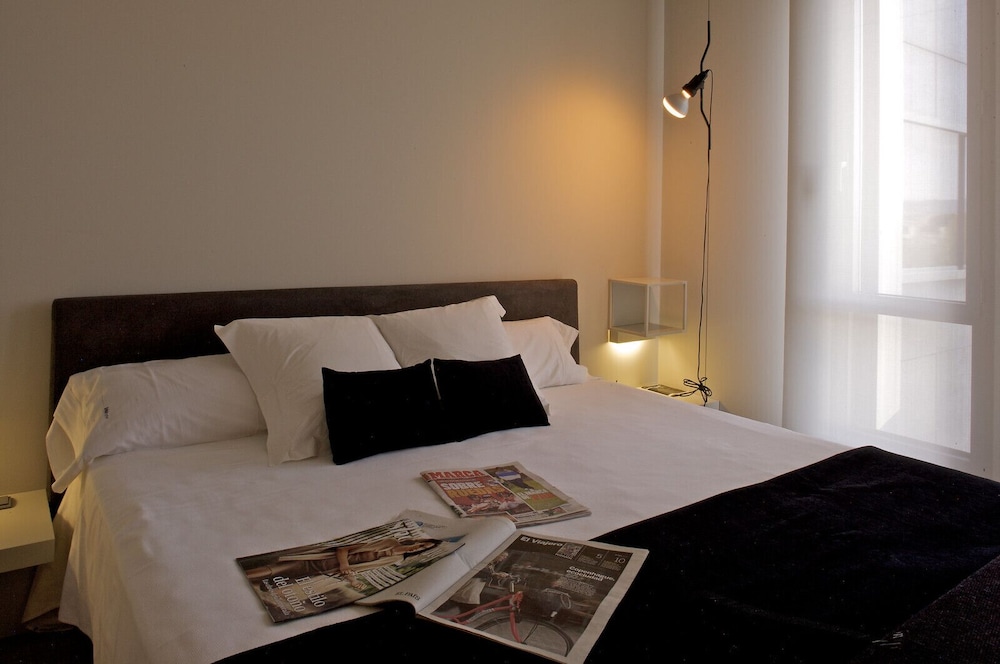 Blu Hotel Puerta De Almansa 17/50