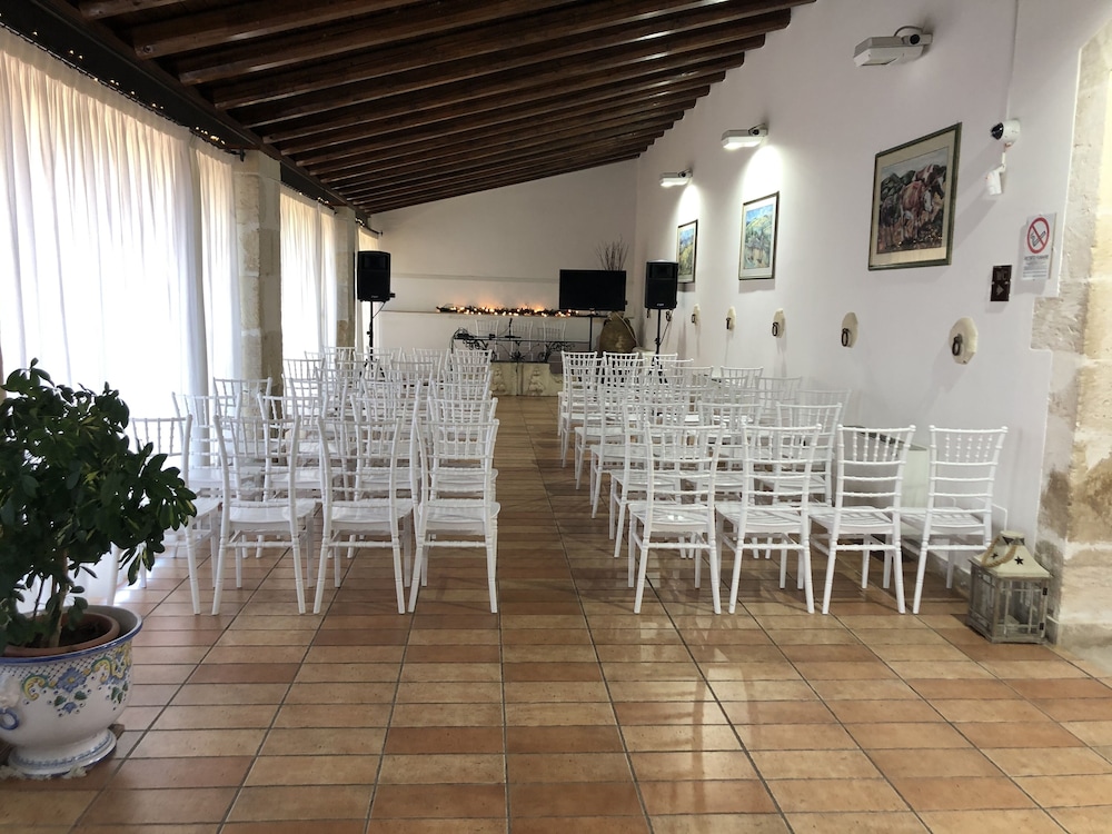 Nuovo Castello Crisilio 26/50