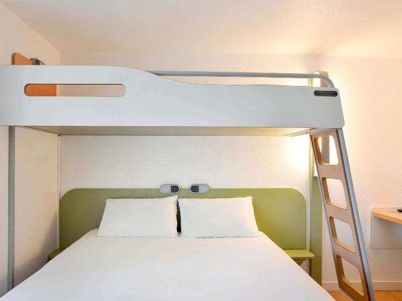 Mezzanine, Triple, Double Bed
