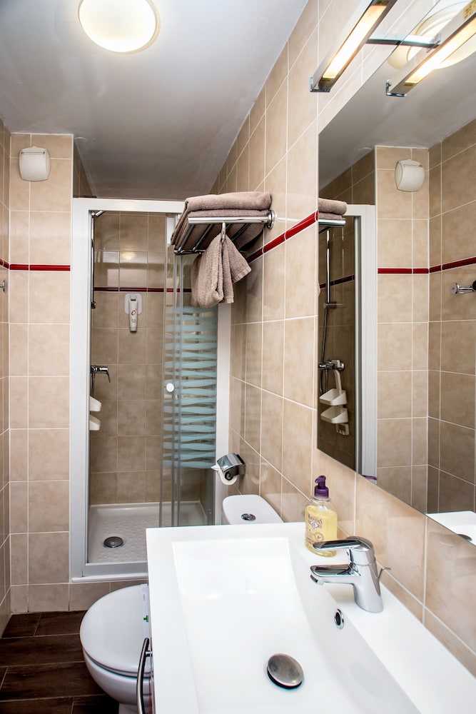 Hotel The Originals de la Baie de Morlaix 33/56