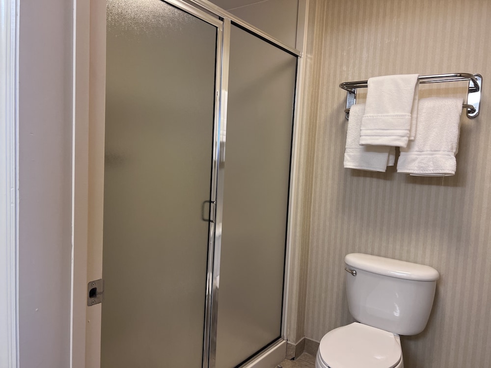 Hyatt House Colorado Springs Airport 10/42