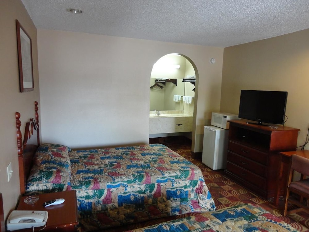 Budget Inn 18/50