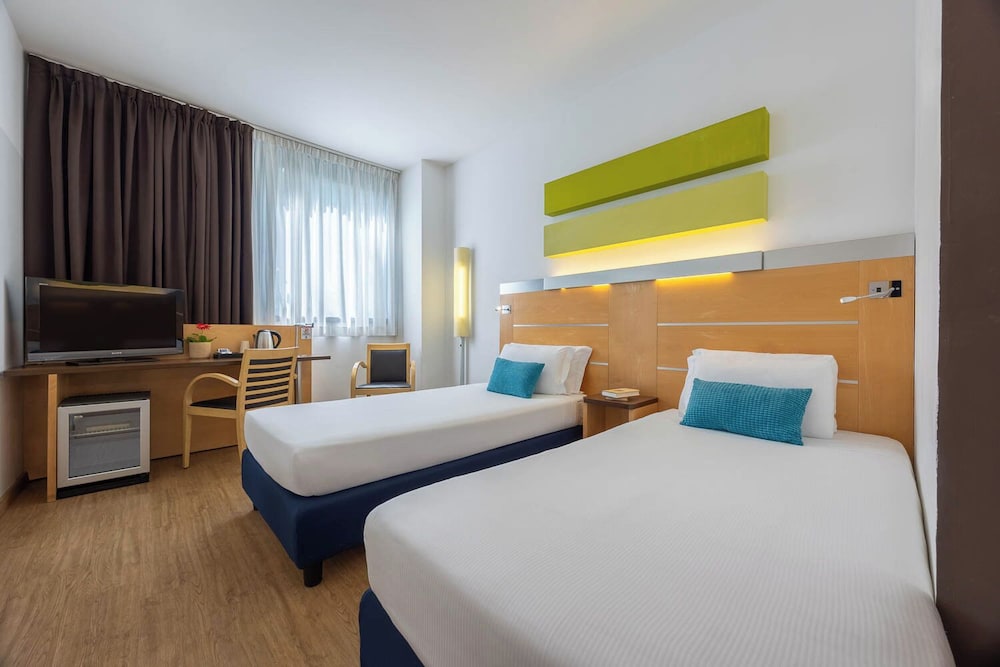 STANDARD, TWIN BEDS