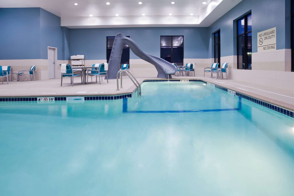 Hampton Inn and Suites Sioux City South 30/44