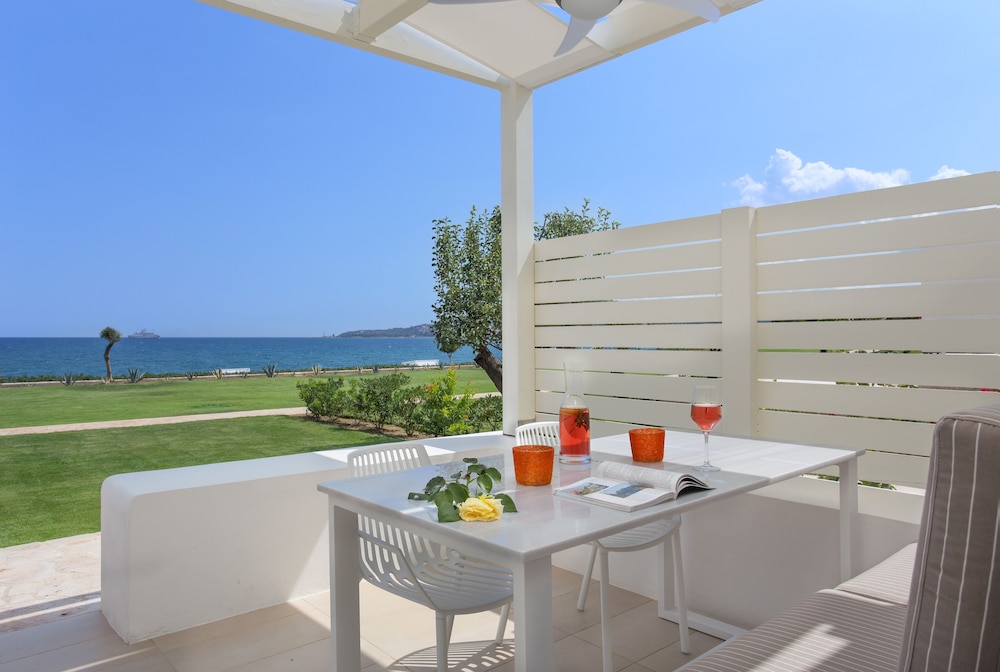 Mareggio Exclusive Residences And Suites 34/50