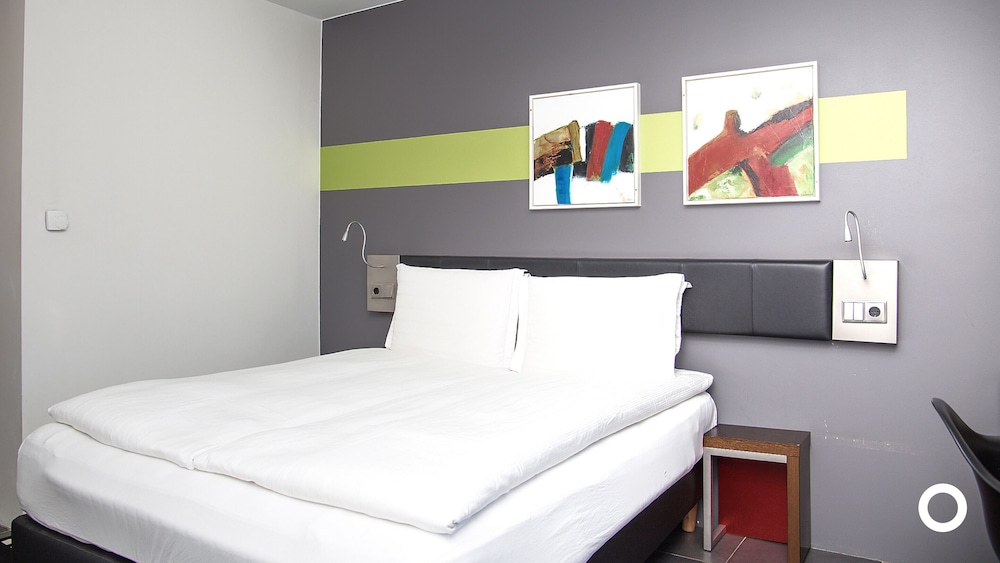 CENTERHOTEL ARNARHVOLL 19/67