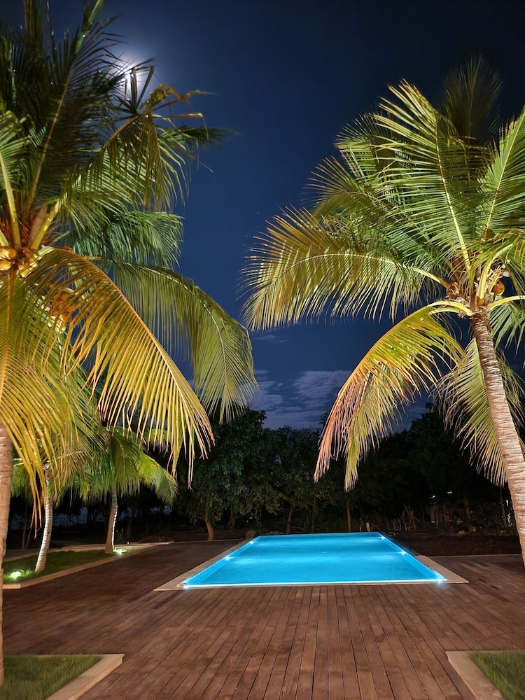 Kandora Luxury Villas 52/60