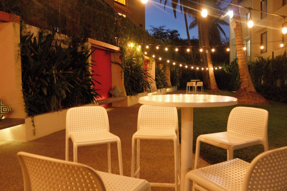 Plaza Pelicanos Club Beach Resort 36/50