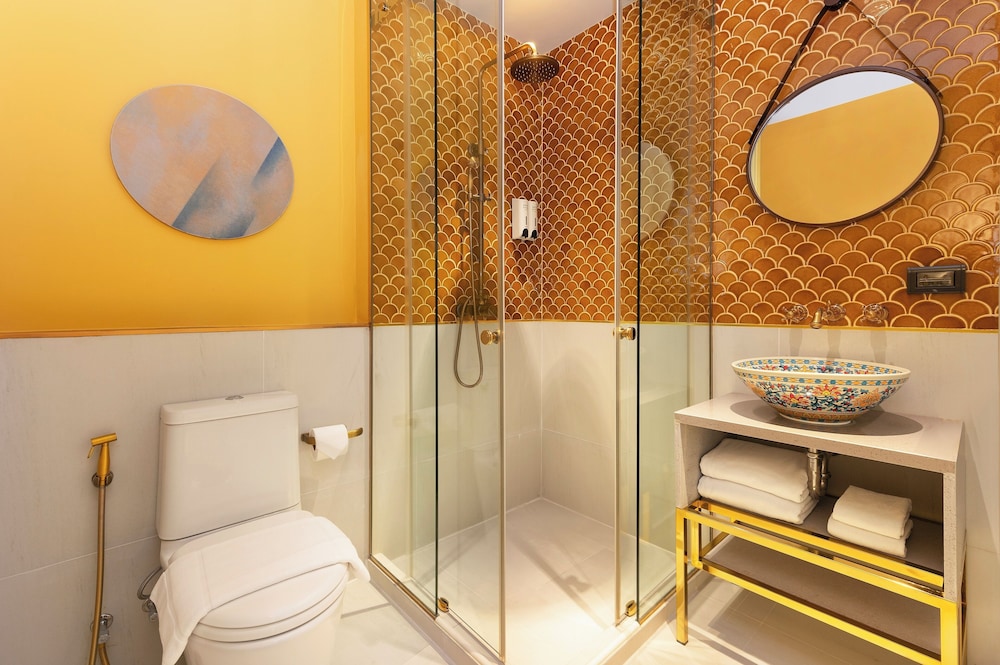 Riva Vibe Hotel Bangkok 45/45