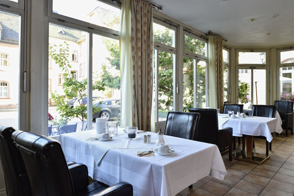 Hotel Graf von Mansfeld 35/50