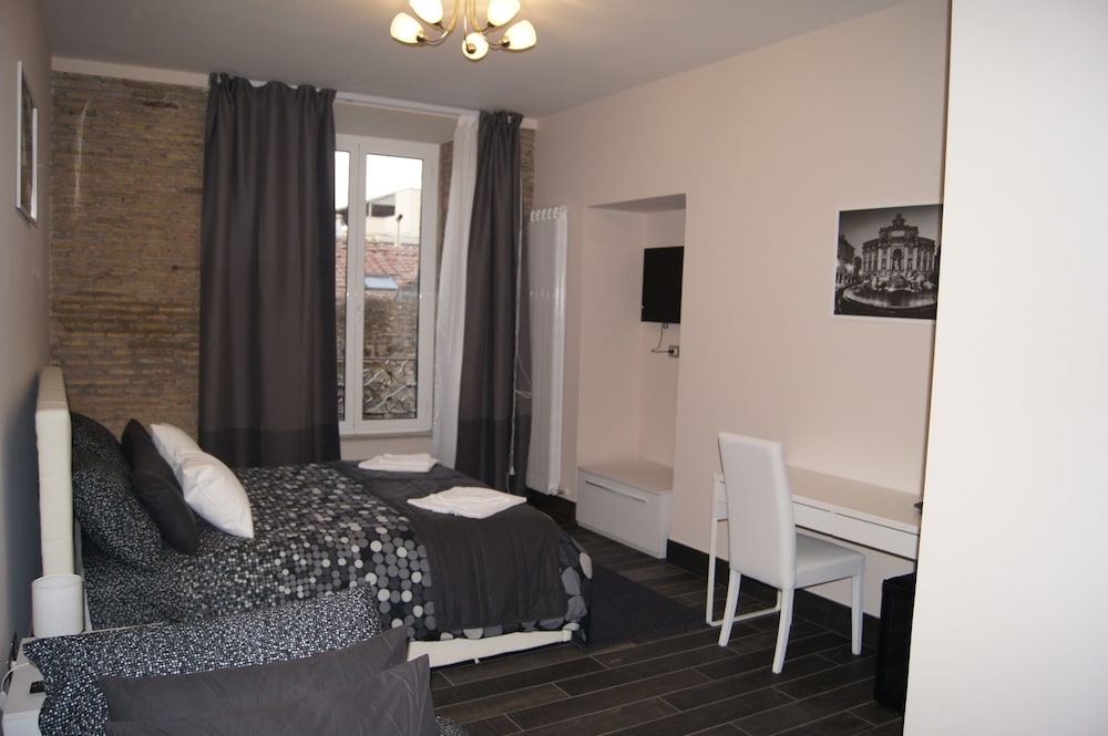 Arch Rome Suites 53/75
