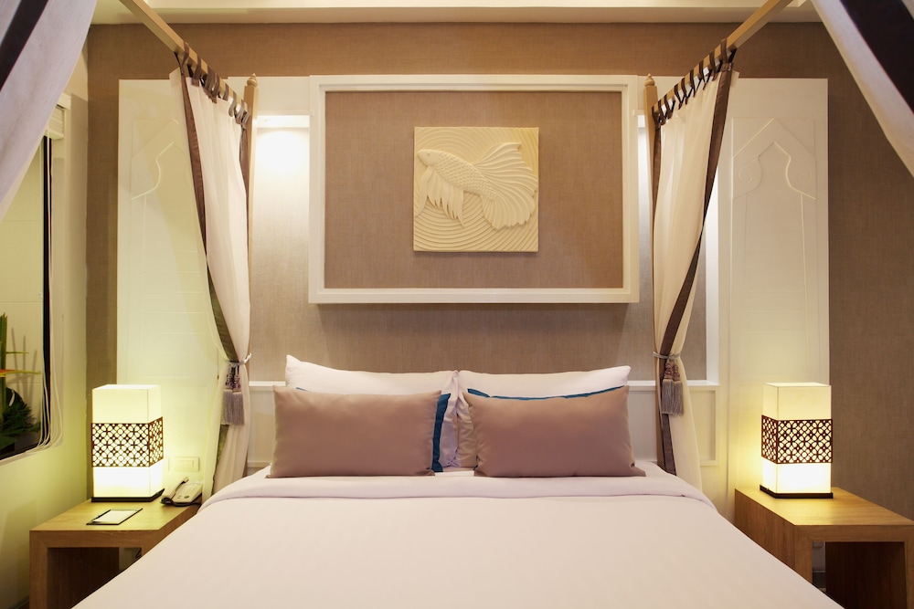 Access Resort & Villas 12/70