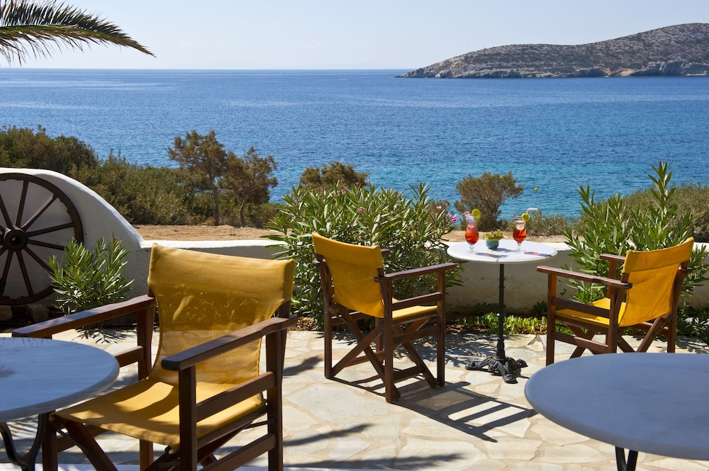 Dolphin Antiparos Villas and Suites 29/50