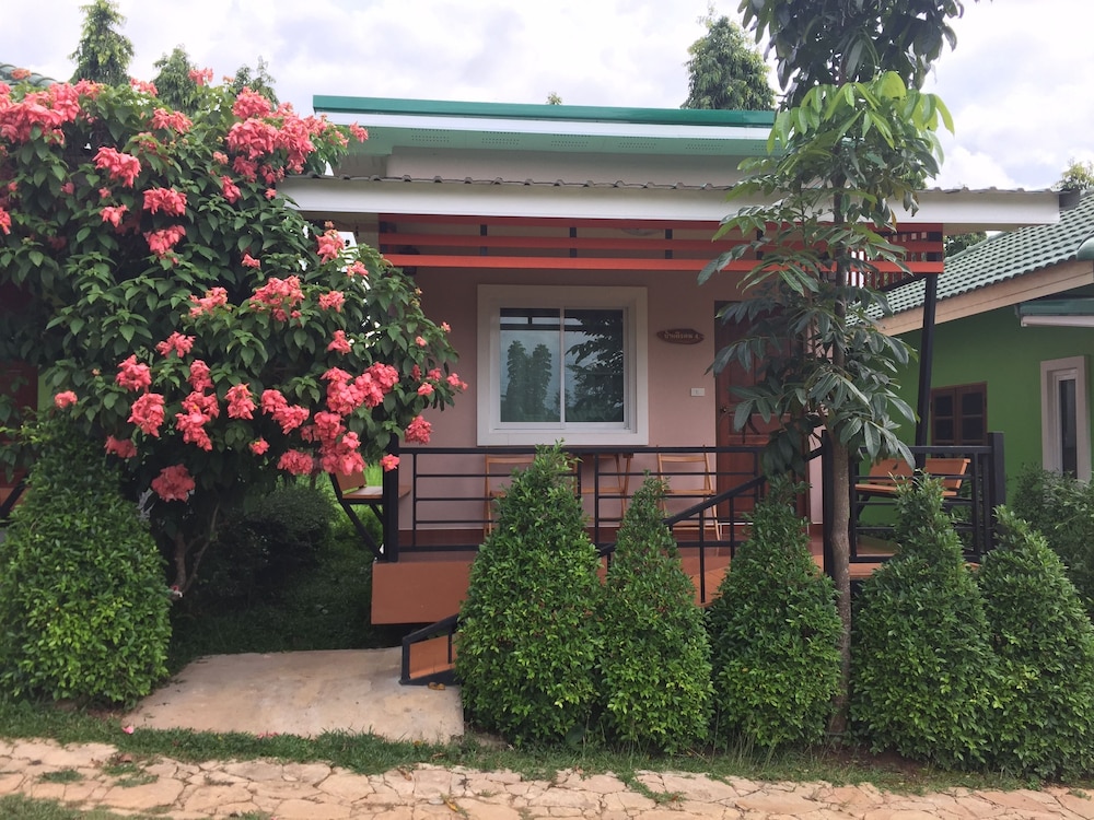Baan Ing Khao Resort 7/50