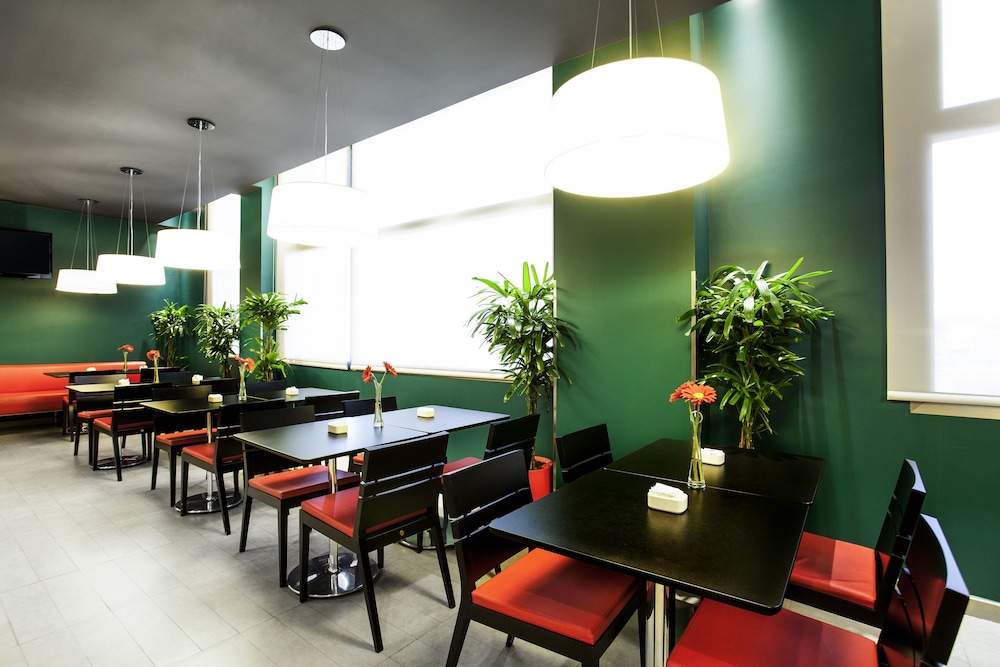 Ibis Madrid Centro Las Ventas 51/70