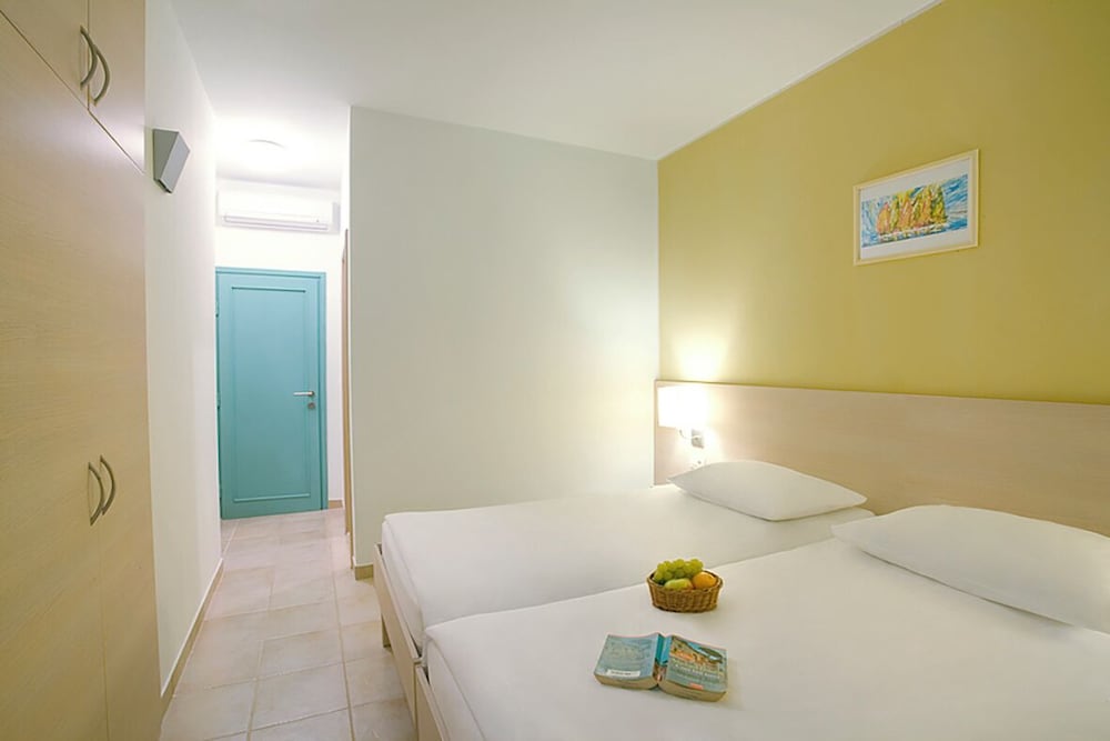Camping Solaris Rooms 6/50