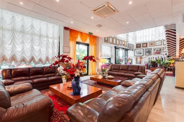 Hotel Nadir 28/34