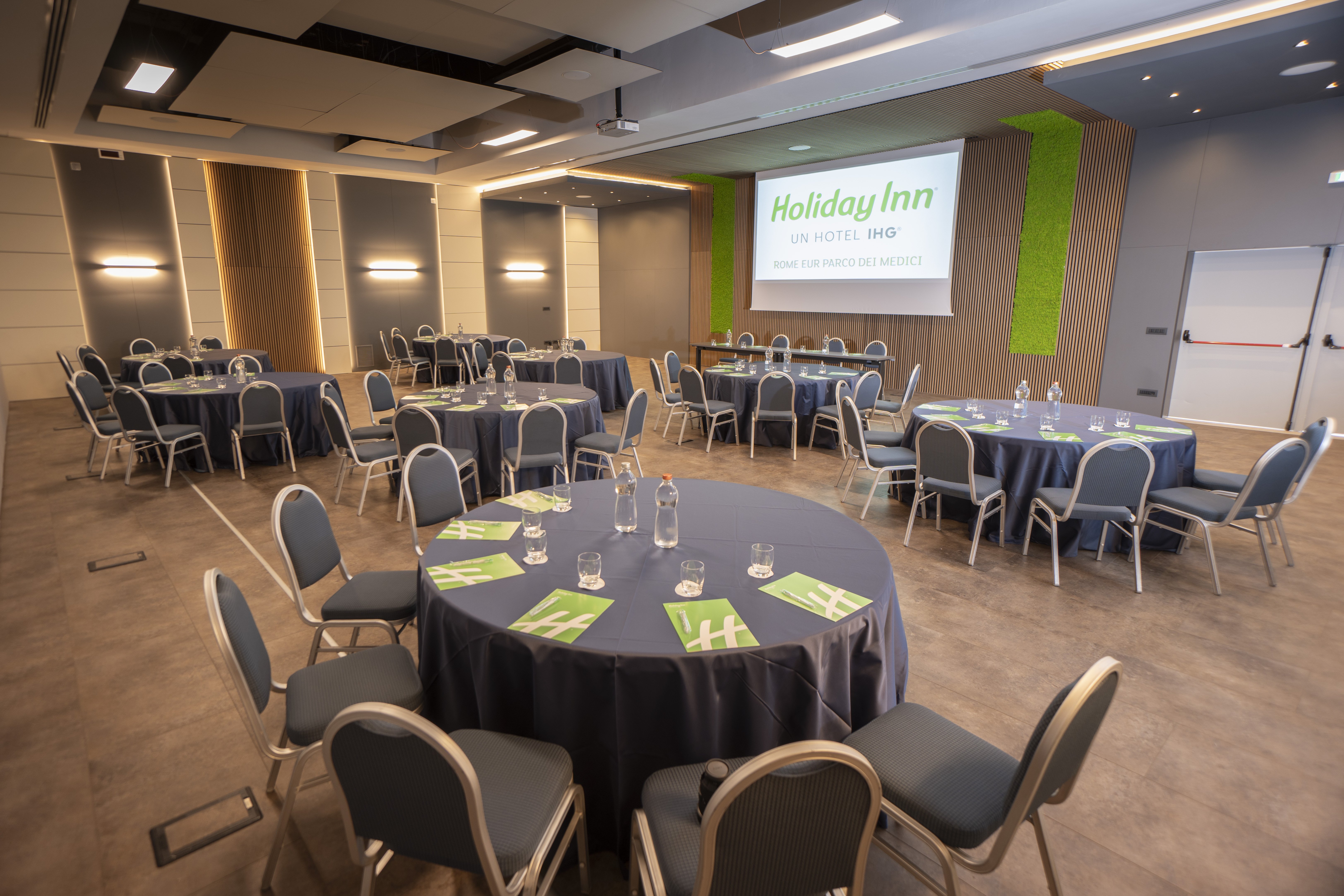 Holiday Inn Rome Eur Parco Dei Medici 63/77