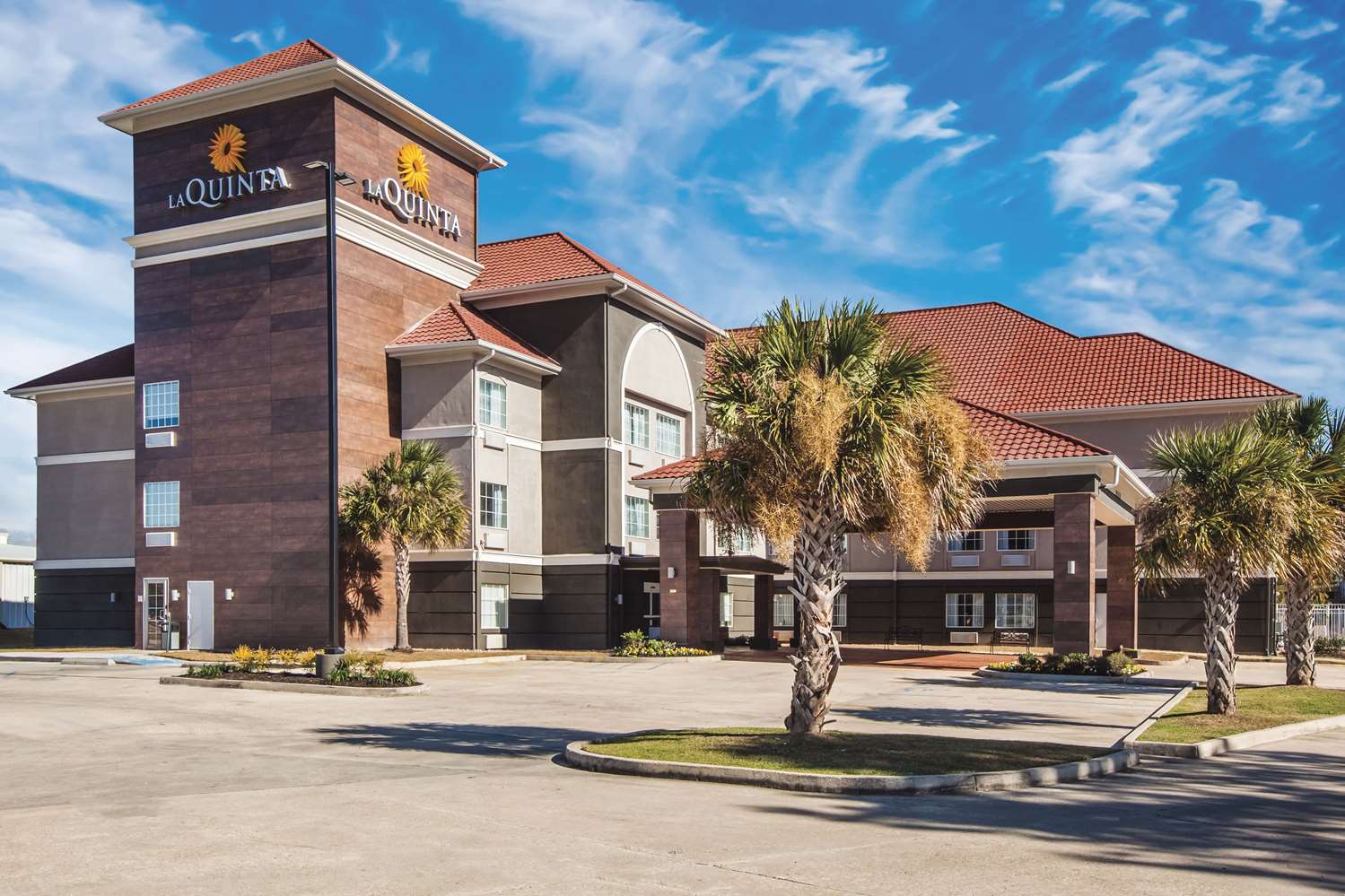La Quinta Inn Suites By Wyndham Walker Denham Springs 16/22