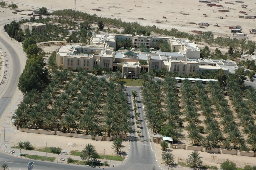 EL MOURADI DOUZ in DOUZ