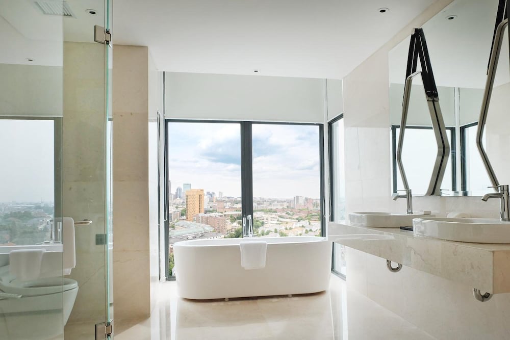 Goodrich Suites Jakarta 18/62